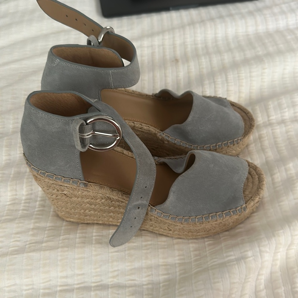 Marc Fisher Wedges size 8